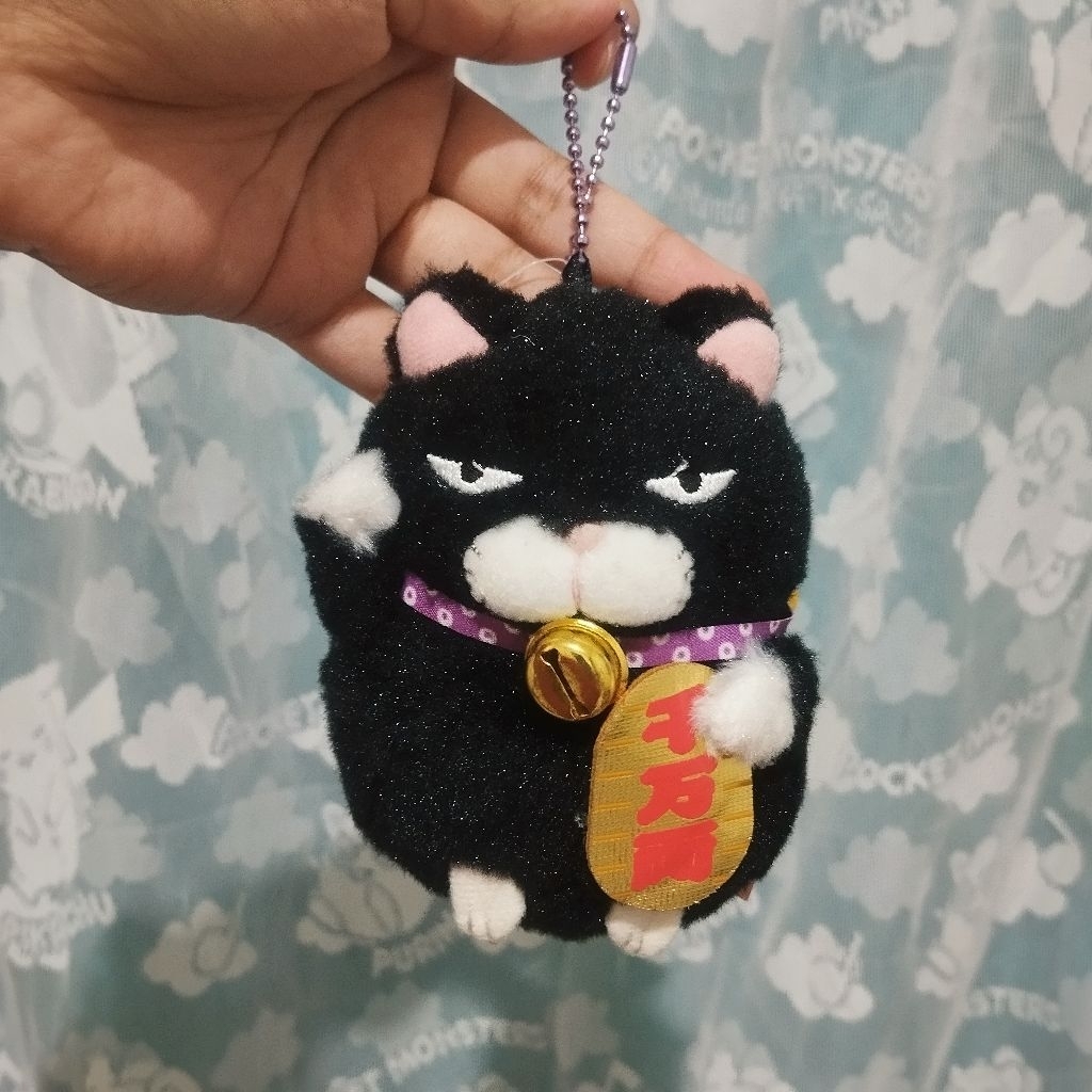 GANTUNGAN BONEKA KUCING HOKI AMUSE HIGEMANJYU HITAM
