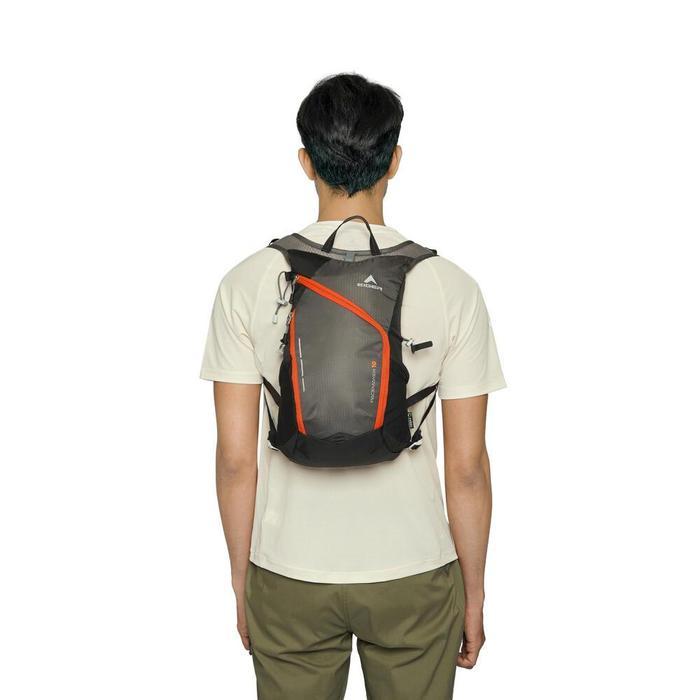 EIGER PACEMAKER 10 1.1 1A HYDROPACK - Black