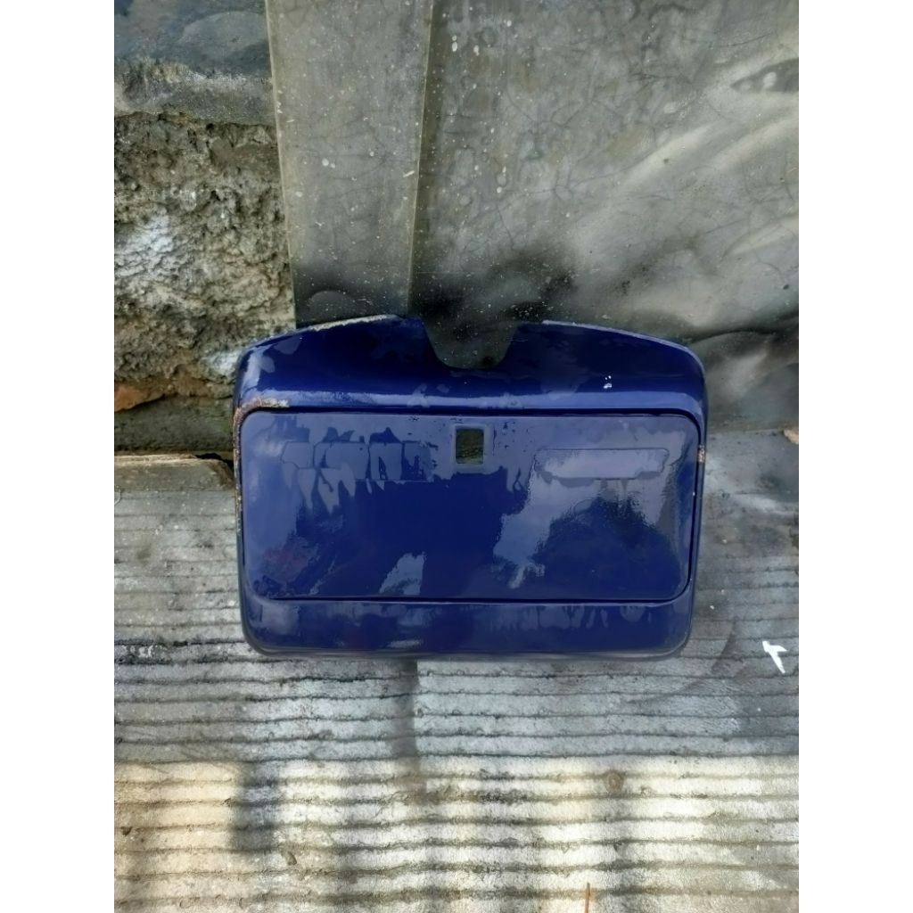 box laci depan vespa px px excel strada