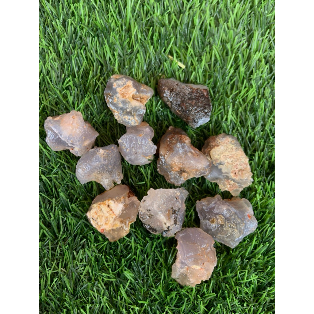 Bongkahan batu raja biru mizon