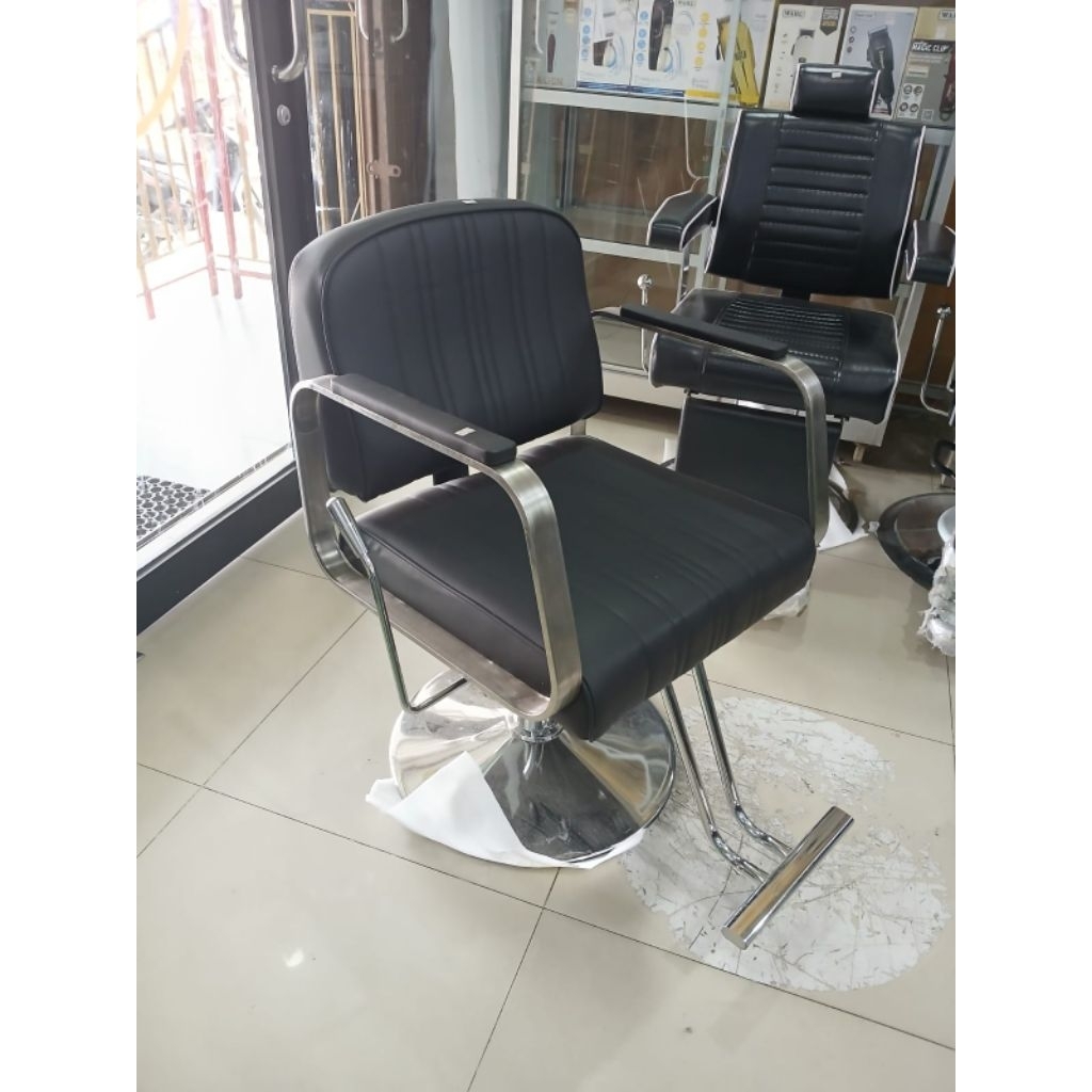 kursi pangkas / cukur hidrolik BBC 01 barbershop/salon