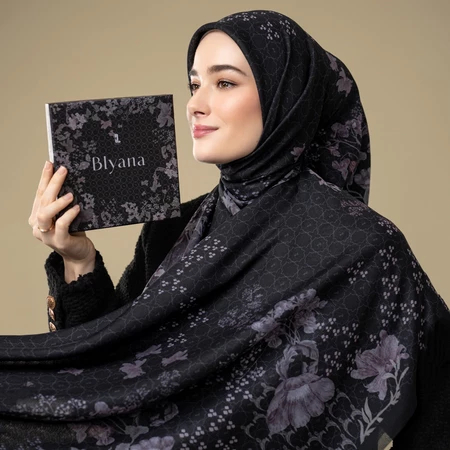 Heylocal Blyana Scarf | Hijab Segi Empat Printed Vinest Voal