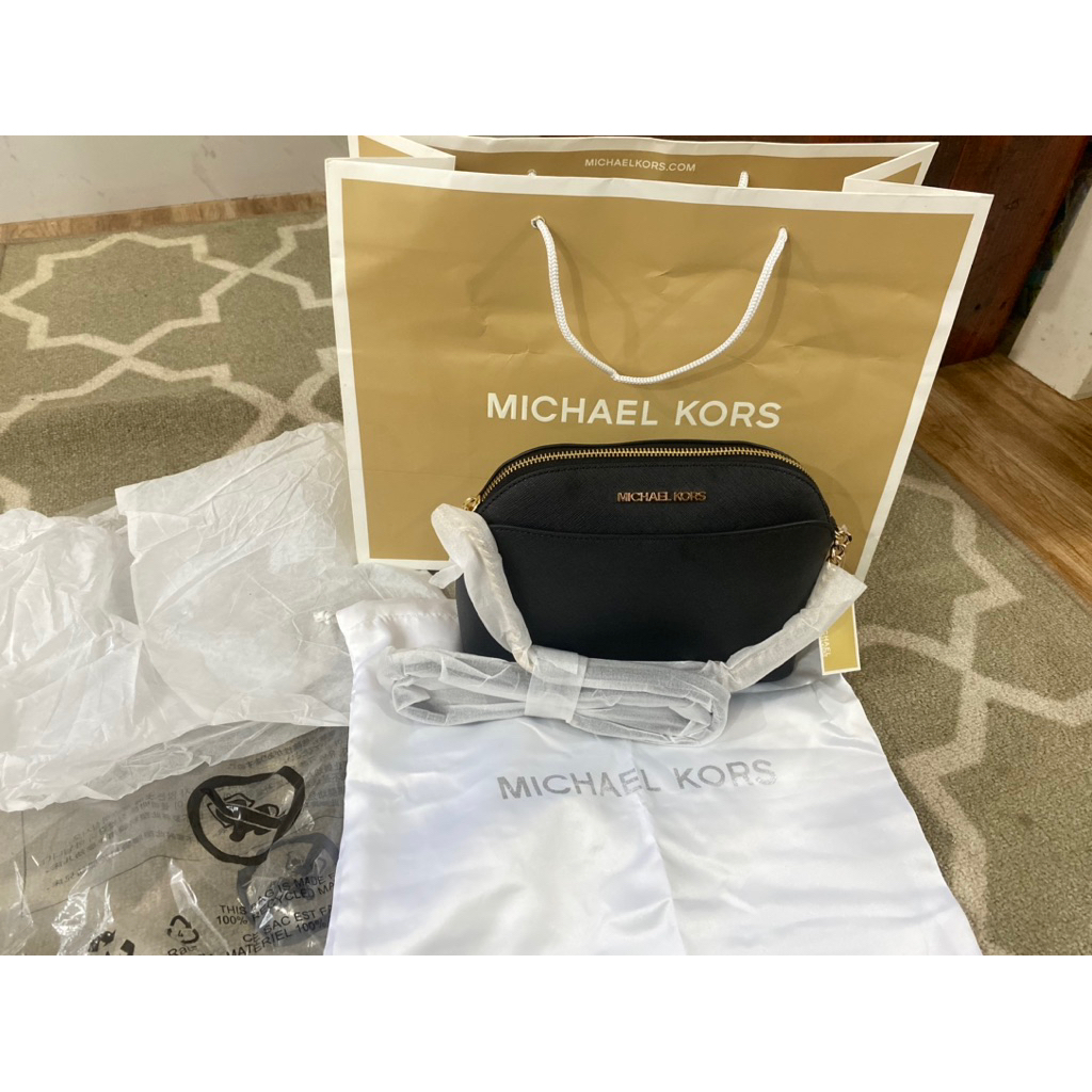 Tas Michael Kors hitam