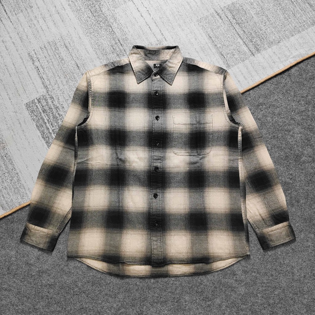 Uniqlo Veterano Flannel Shirt Black Cream Kemeja Flanel Outer Luaran