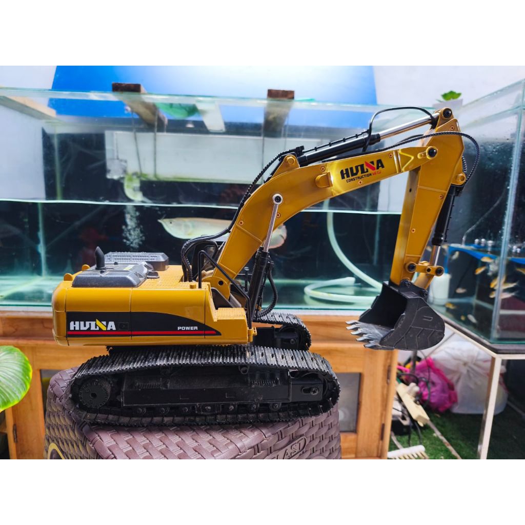 RC HUINA Excavator Full Metal RTR