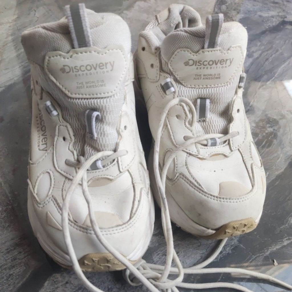 sepatu discovery expedition bekas zise 36.5 insole 230