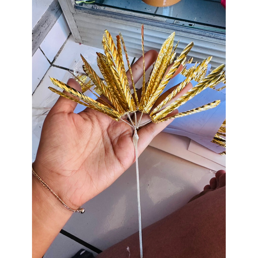 CUCUK SANDAT EMAS/BUNGA HAIRDO