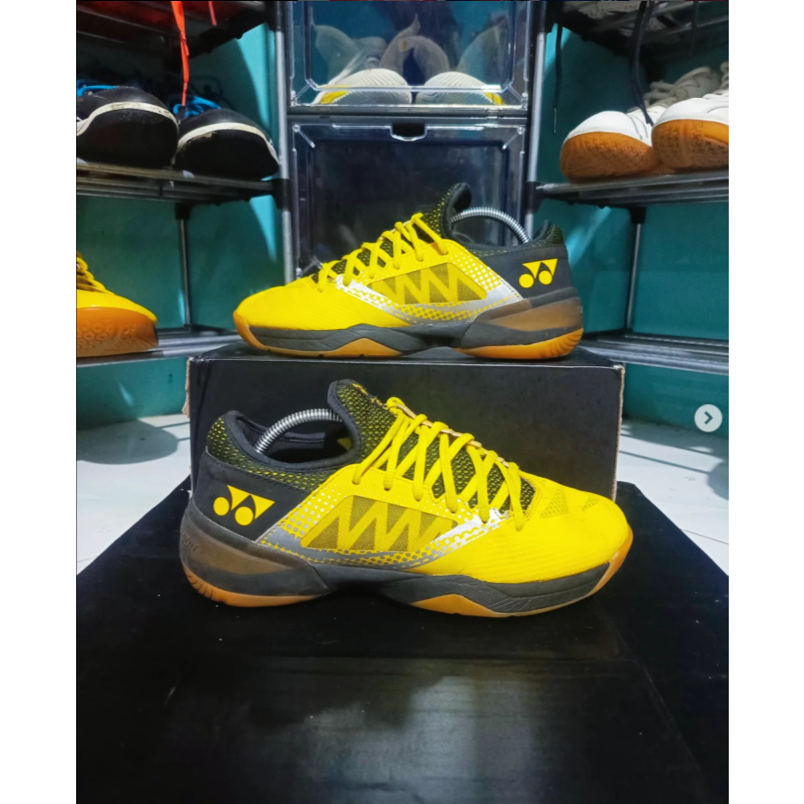Sepatu Yonex Comfort Z2 Original