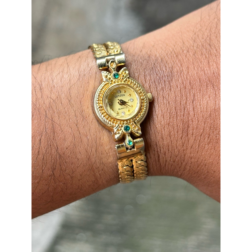 preloved jam citizen vintage old ladies