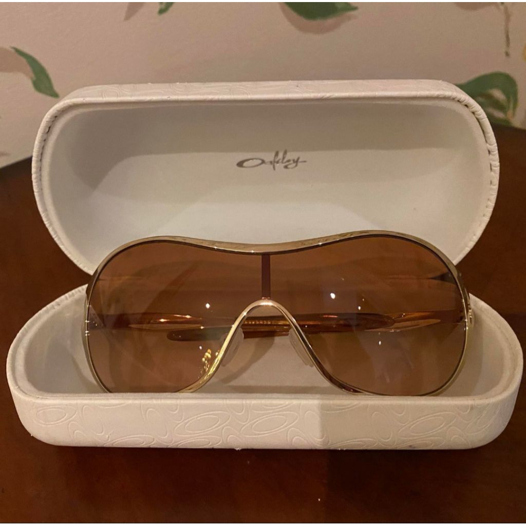 Kacamata Oakley Vintage/Y2K Gold Lenses-Kacamata matahari