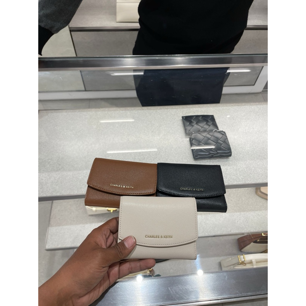 Dompet wanita lipat uang Charles & keith original