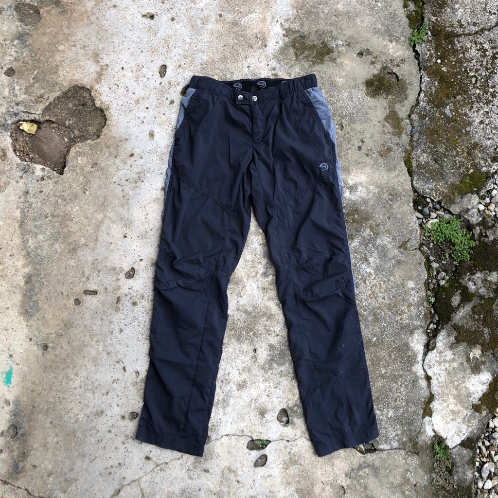 Celana outdoor/hiking pants quickdry Mhw ( second/bekas )