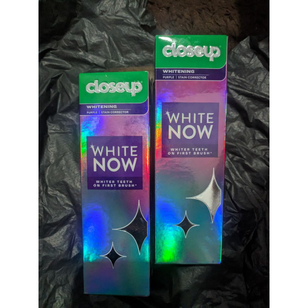 CLOSE UP WHITE NOW PURPLE