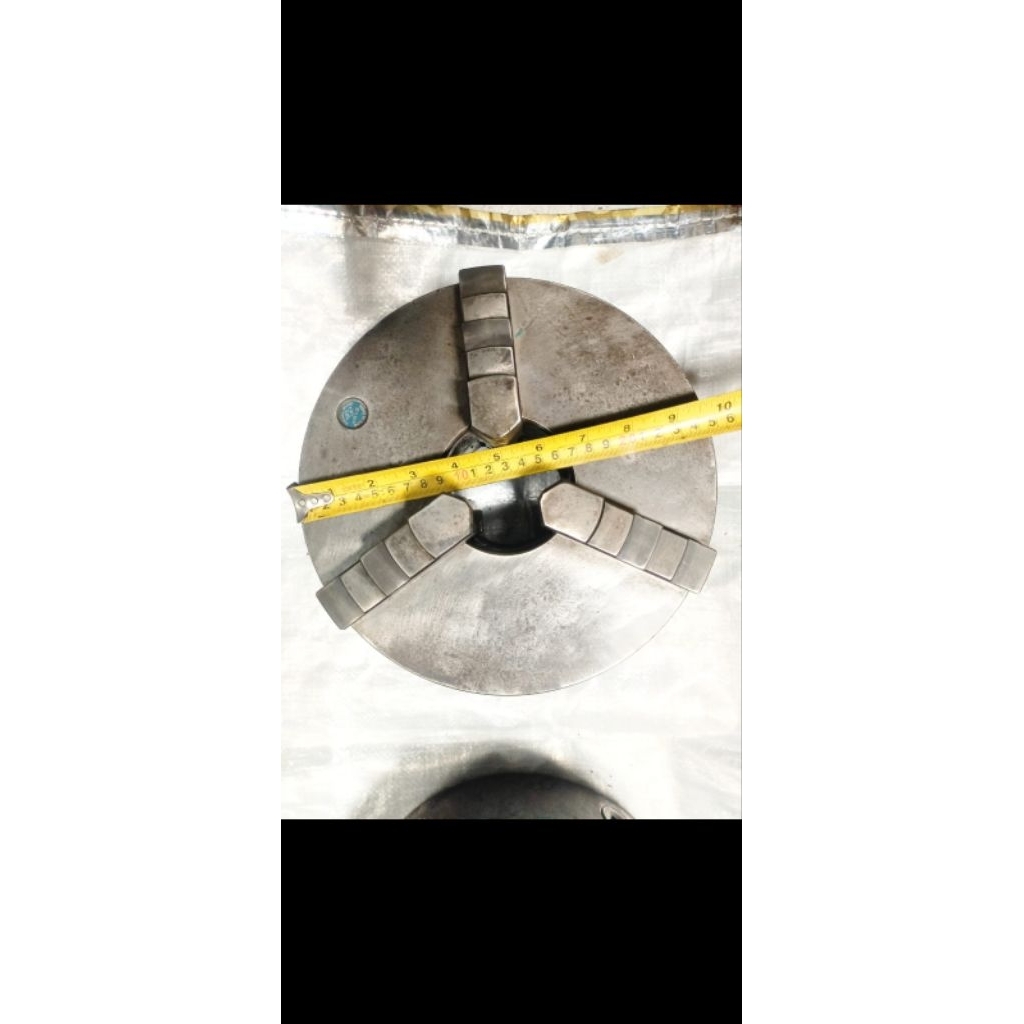 Chuck Bubut 10" in 3 Jaw Claw Bubut 3 Jaw Catok kepala Bubut 10" inchi