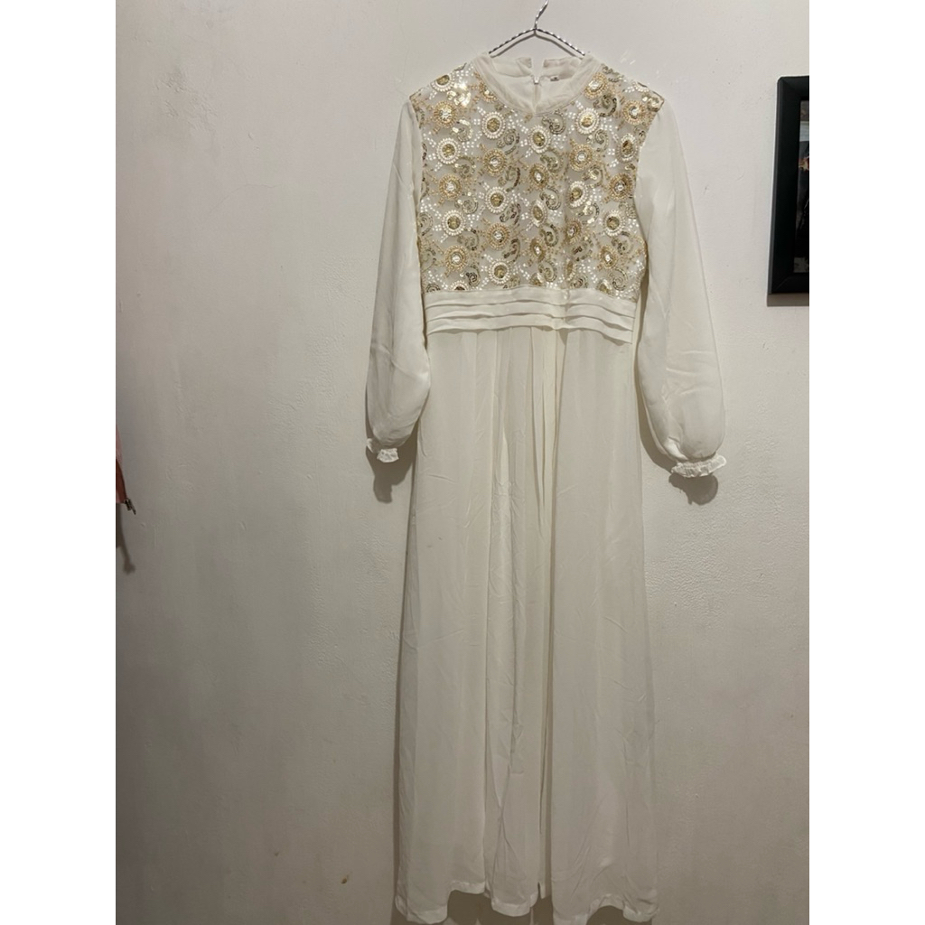 Dress / Gamis / Tunik Putih