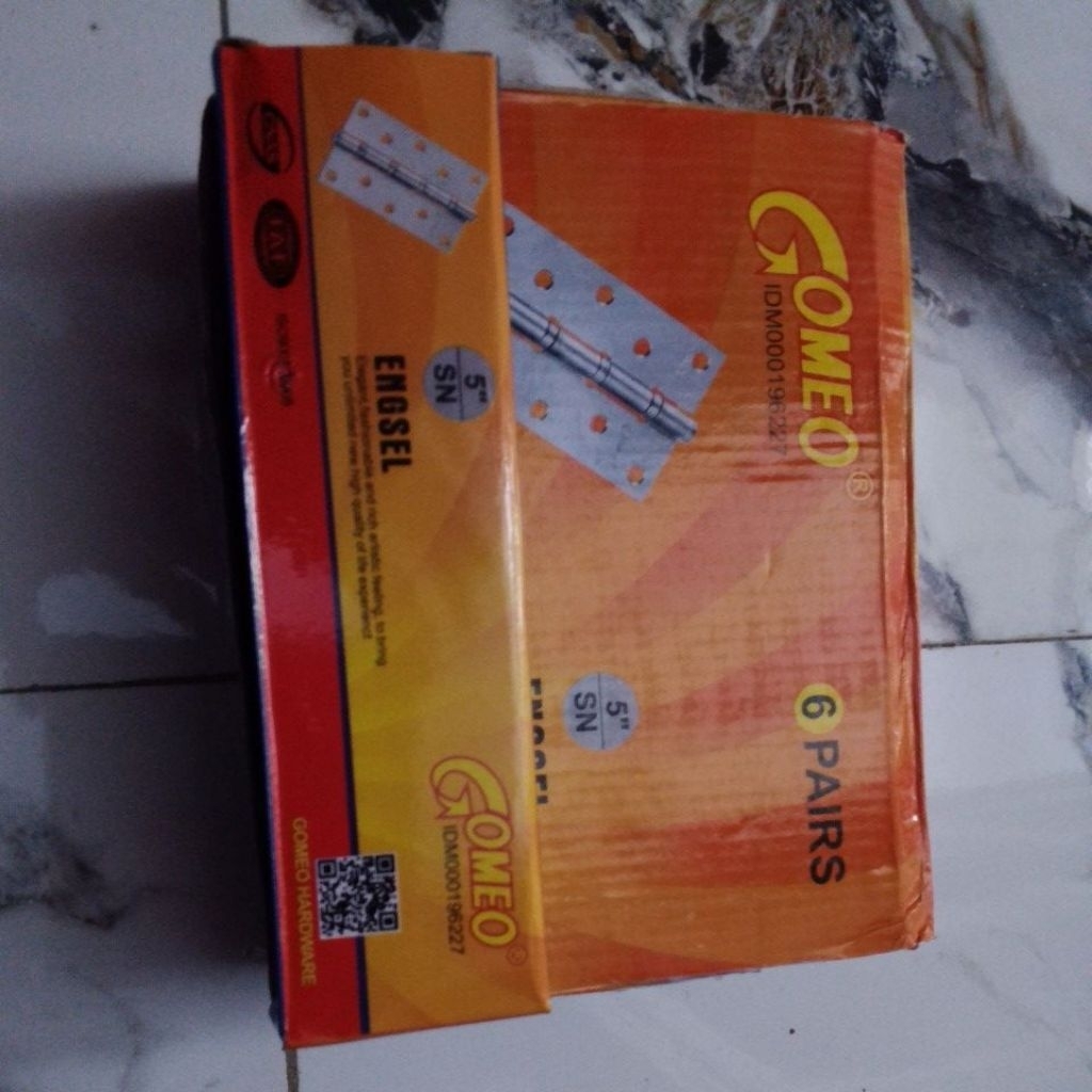 Engsel 1set pintu Gomeo stainless tebal 5 inch