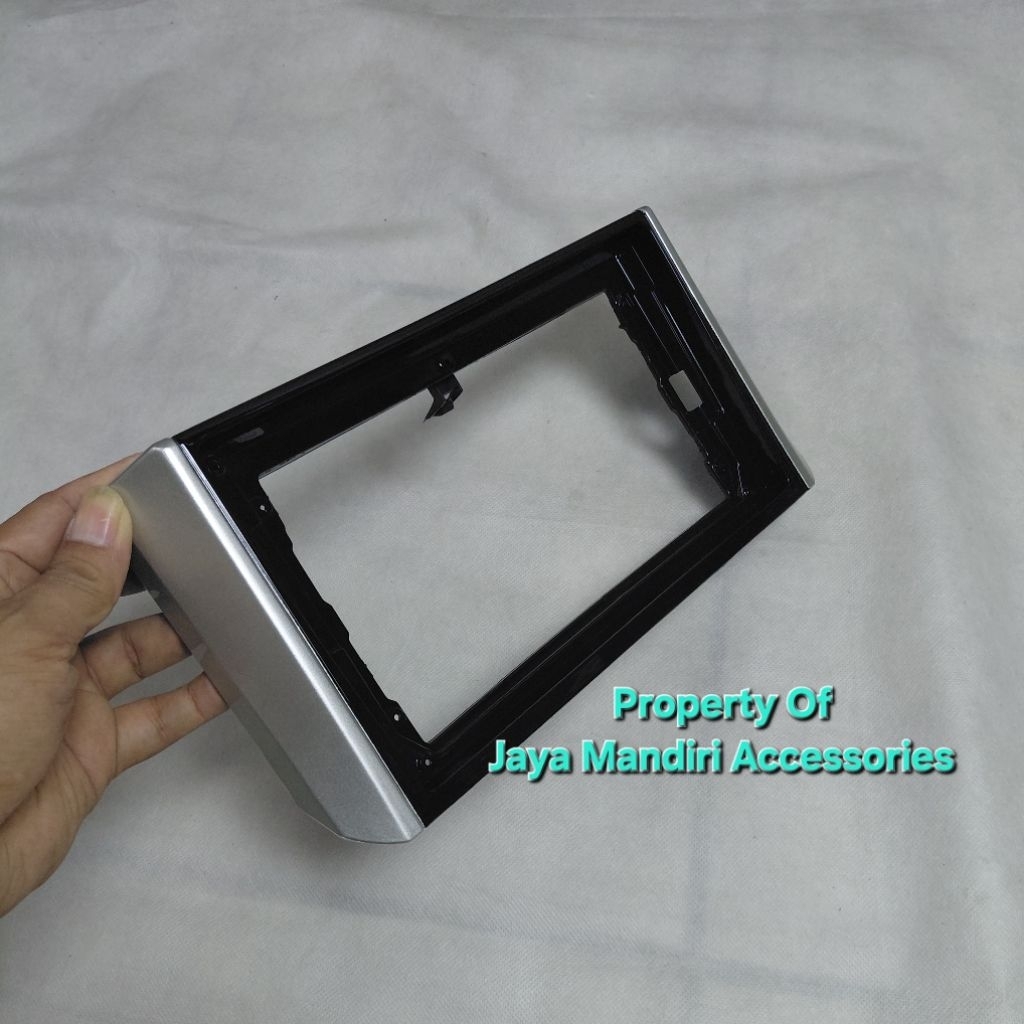 FRAME HEAD UNIT ANDROID 10 INC XPANDER