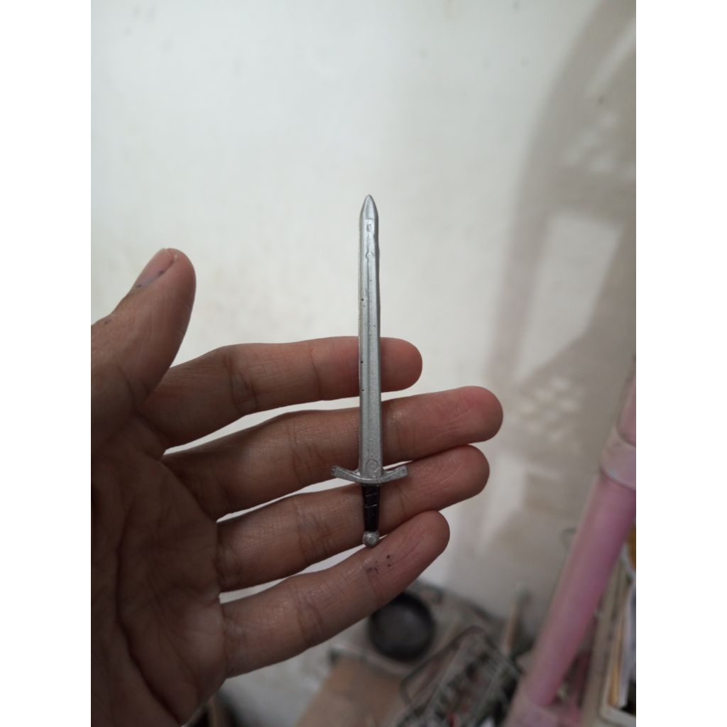 part weapon iron sword for action figure 1/12 shf figma  revoltech dummy mafex Marvel legend