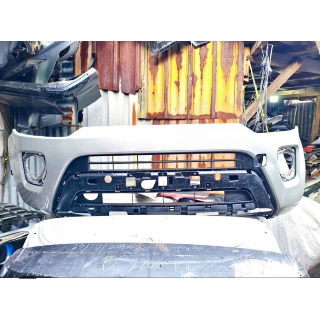 bumper depan ignis 2020