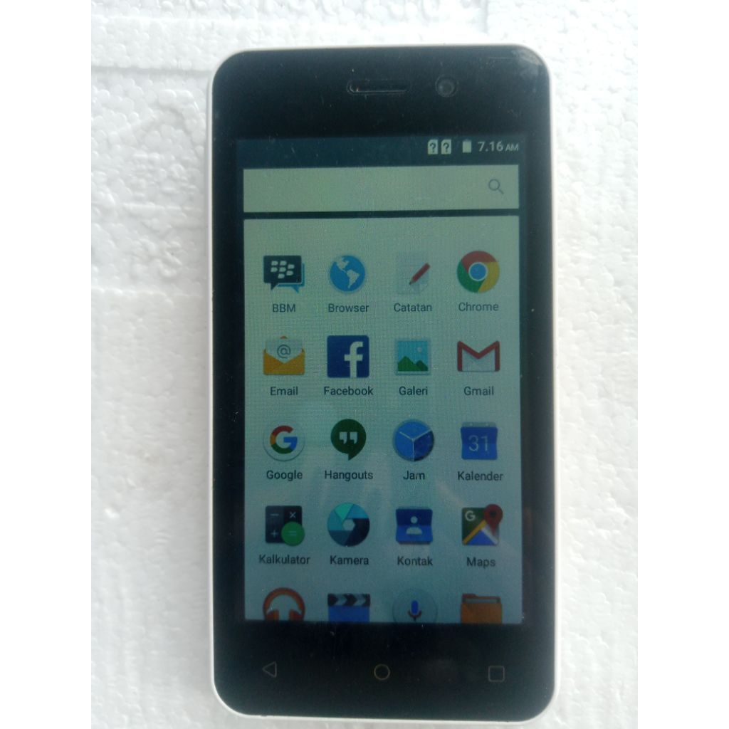 Ponsel Android jadul Murah. (Motorola Defy, Citycall CT88i, Quero P4).
