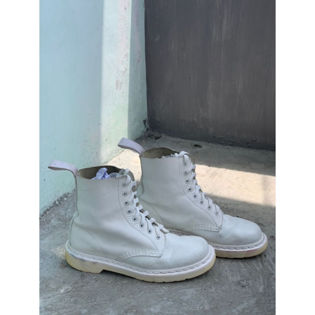 Dr Martens 1460 Full White (second ori)