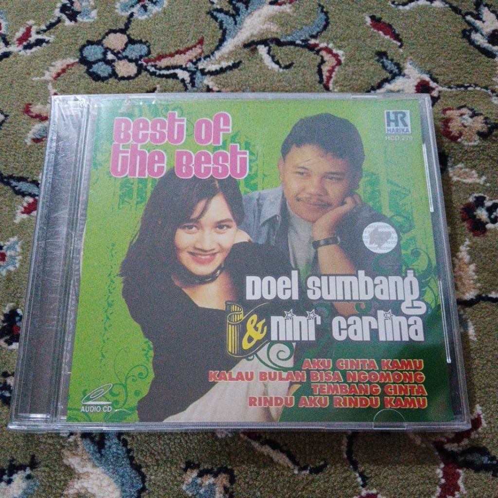 CD Best Of The Best DOEL SUMBANG & NINI CARLINA ( SEGEL )