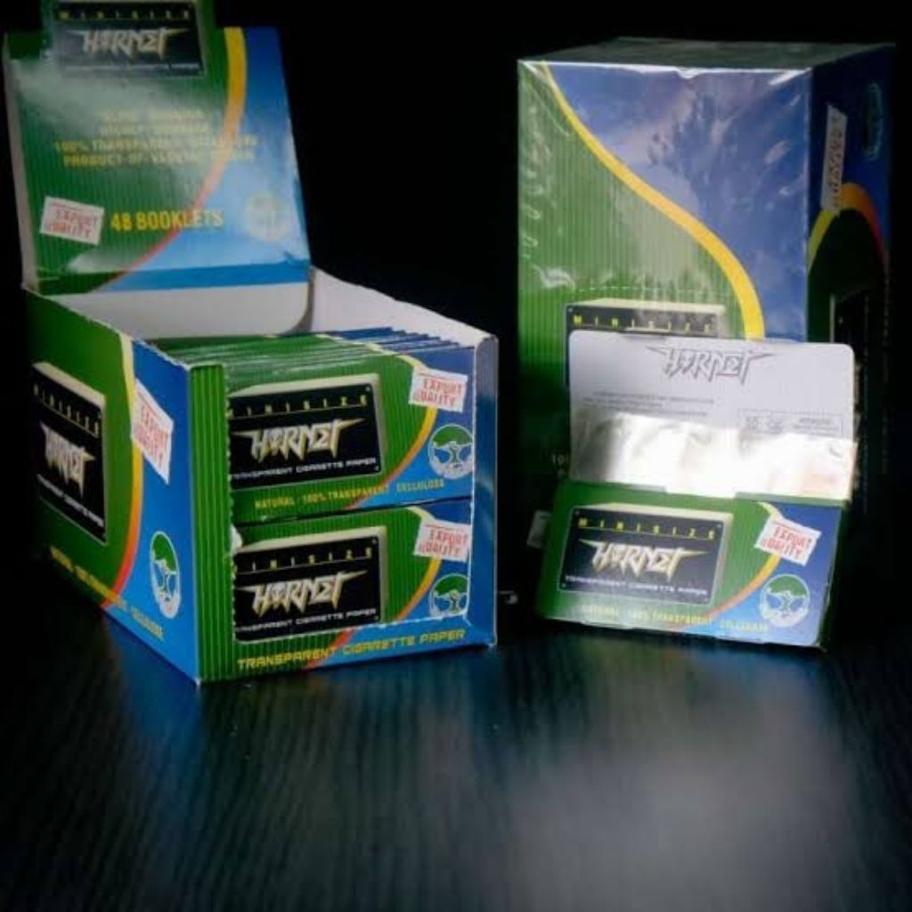 Hornet paper transparan Size. 1¼ Dimensi 78mm X 36mm Rolling paper/Original 100%.