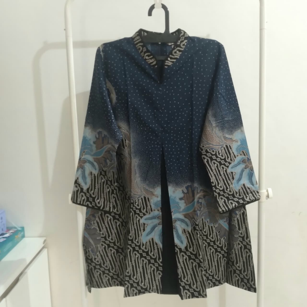 Danar Hadi Dress Batik Danar Hadi