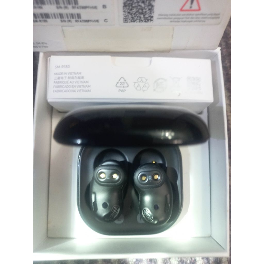 SAMSUNG GALAXY Buds Live ORIGINAL