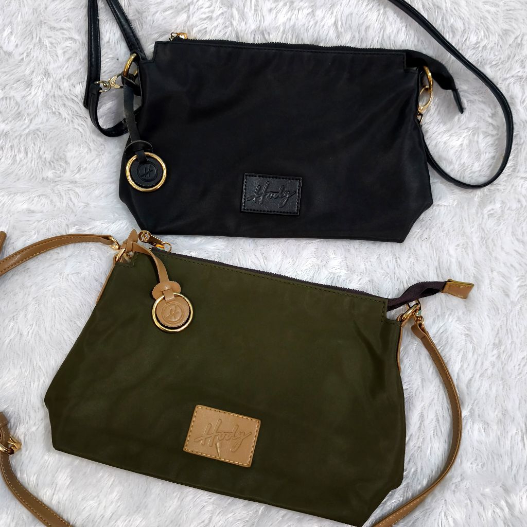 Preloved Tas Selempang Wanita HODY