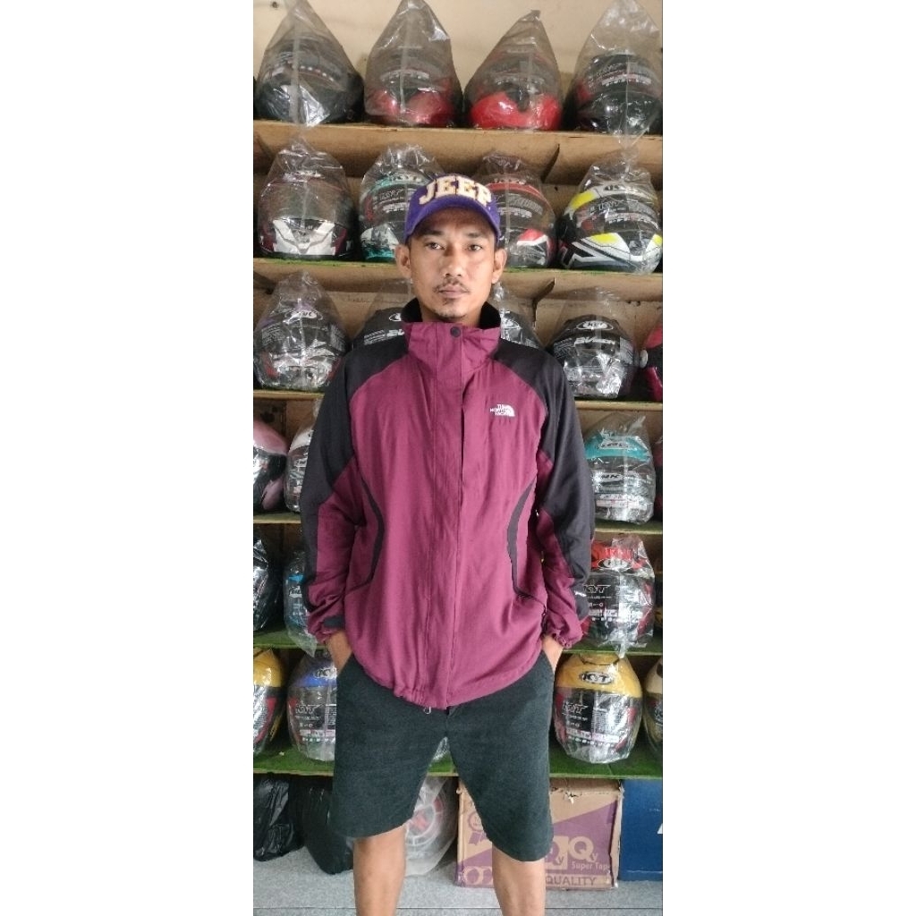 jaket outdor brand the north face  hyvent