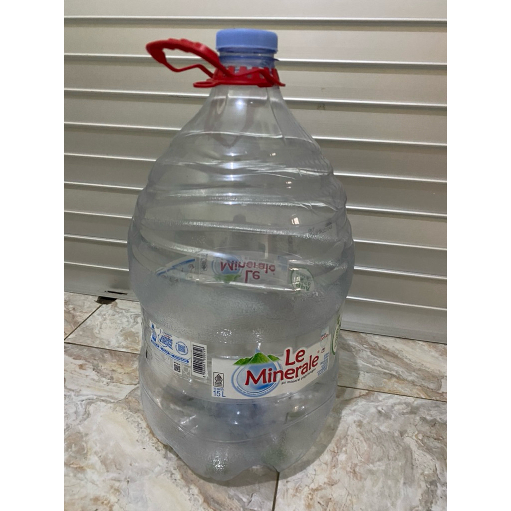 Galon bekas LeMinerale