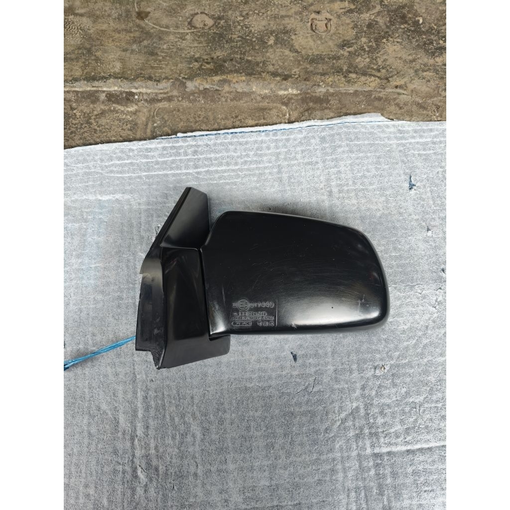 Spion suzuki escudo thn 1997, 1998, 1999 original.