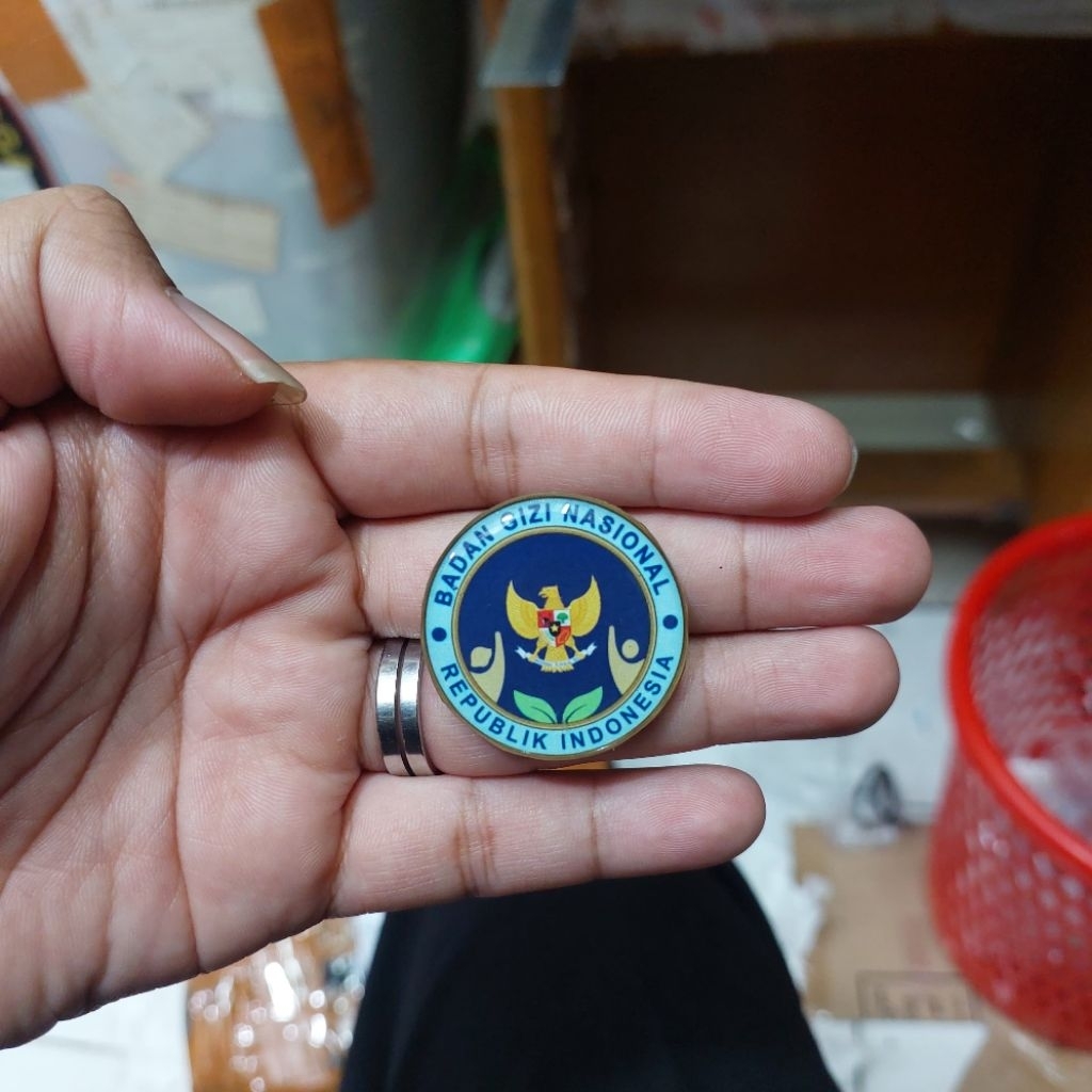 pin BADAN GIZI NASIONAL / pin BGN bahan aluminium anti karat