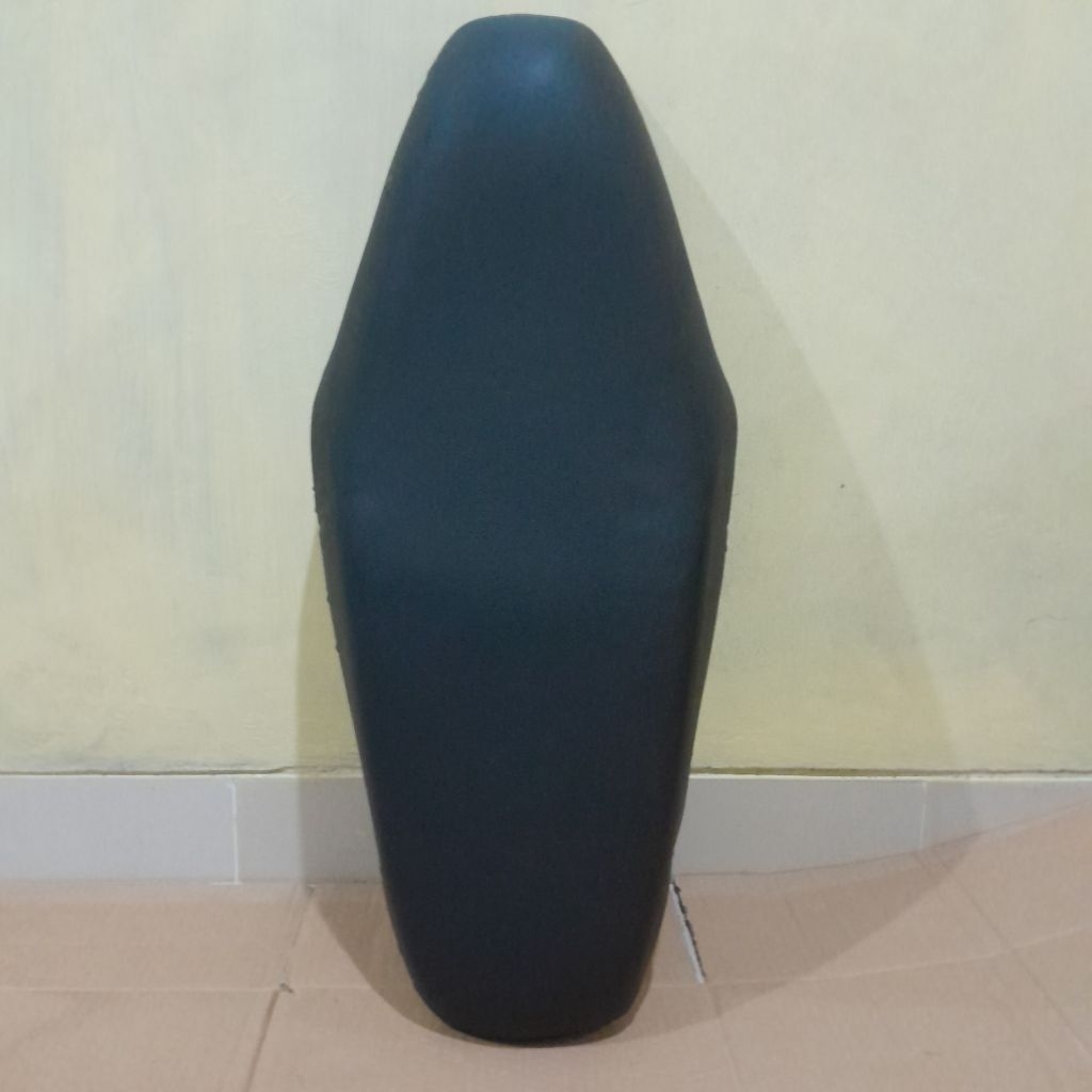 Jok motor Absolute Revo