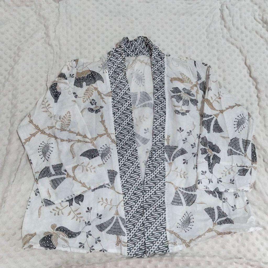cardigan batik wanita