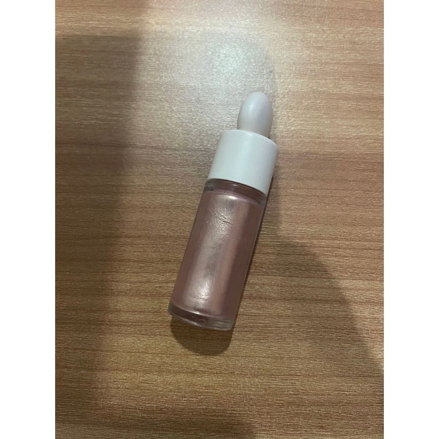 Rare Beauty Highlighter Shade Mesmerise