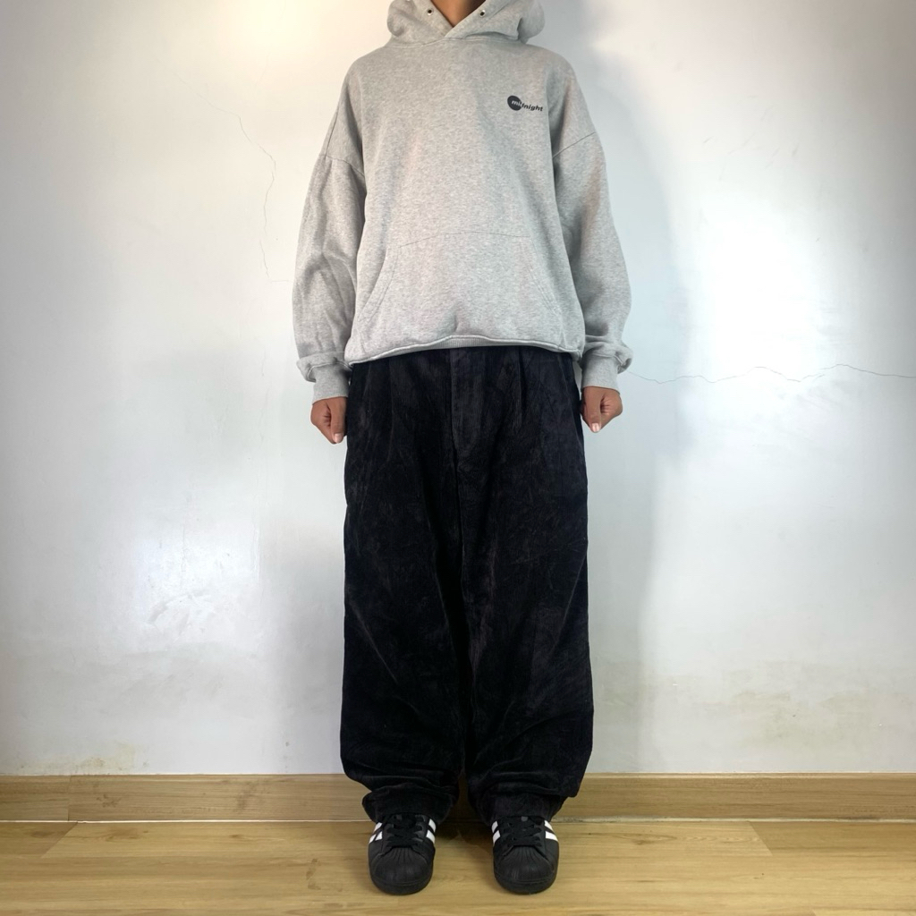 “polo club” black corduroy pants (baggy fit)