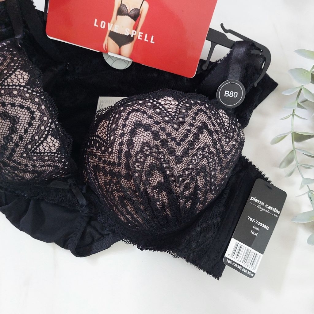 Pierre cardin Bra set Push up 36b panty L Busa tebal bahan renda soft warna hitam pakai kawat