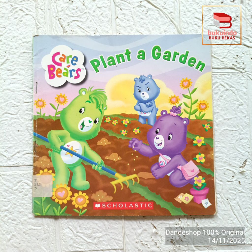 (ex perpus) Care Bears Plant a Garden  - Buku Cerita Anak Bekas Preloved BAHASA INGGRIS