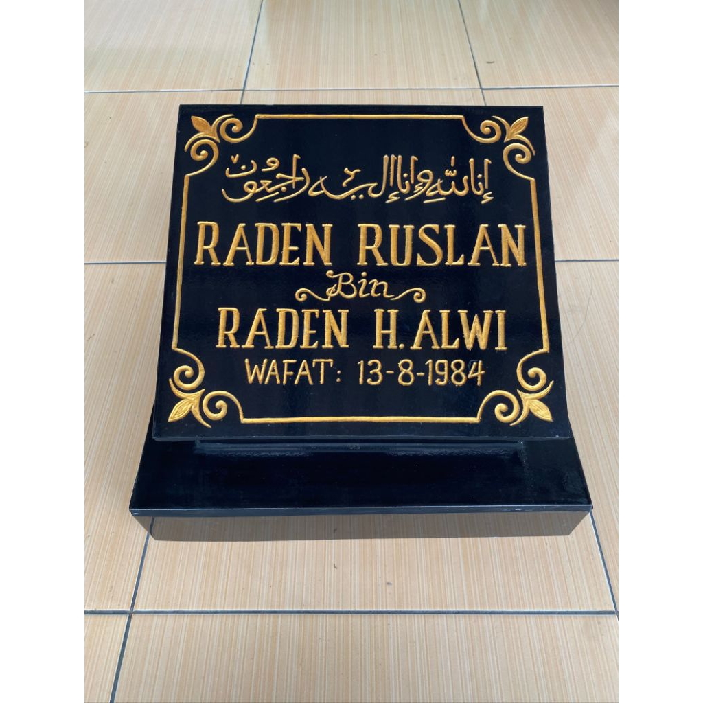 Batu nisan ukir keramik / batu nisan uk 20x25