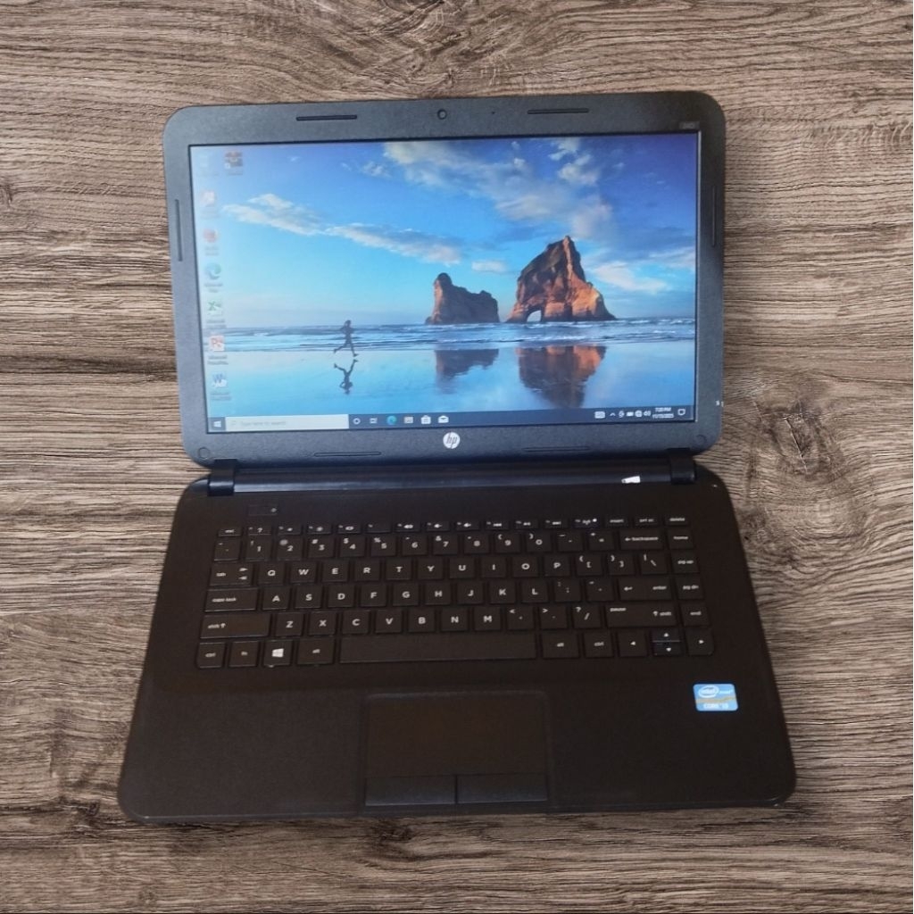 Laptop hp core i3/Ram 8gb/penyimpan 500gb