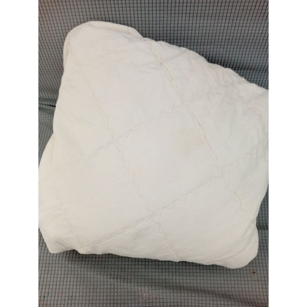 Sprei full karet berdakron