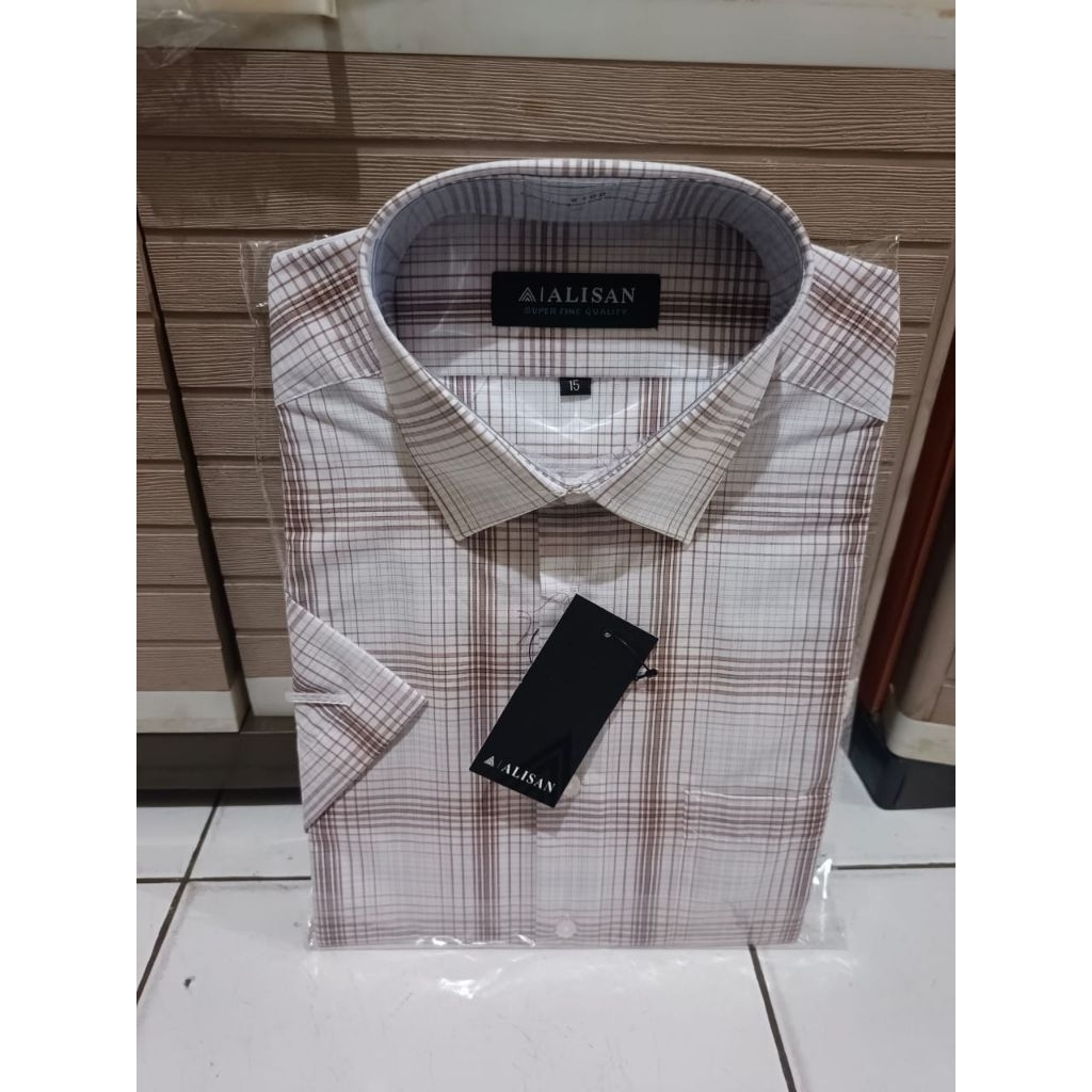 KEMEJA ALISAN MOTIF KOTAK-KOTAK LENGAN PENDEK