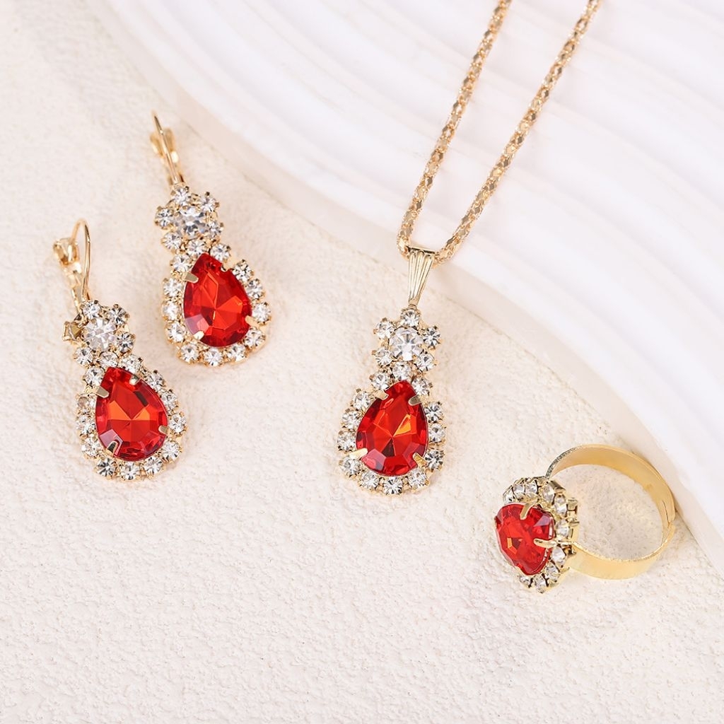 Perhiasan Set Kakung Anting Cincin Batu Merah