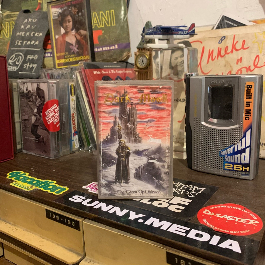 Kaset Pita Dark moor - The Gates Of Oblivion