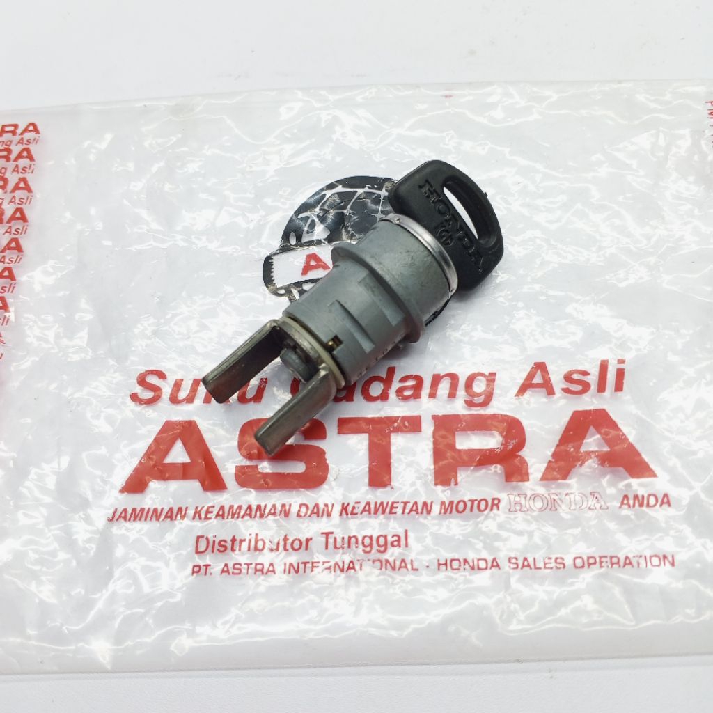 KUNCI JOK SADEL HONDA ASTREA GRAND LEGENDA ORIGINAL HONDA NOS