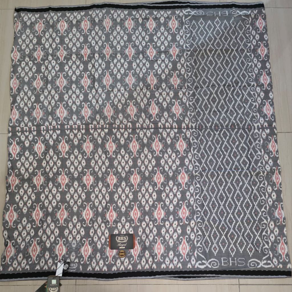 Sarung BHS Royal Kawung Silver Sutra Mesres