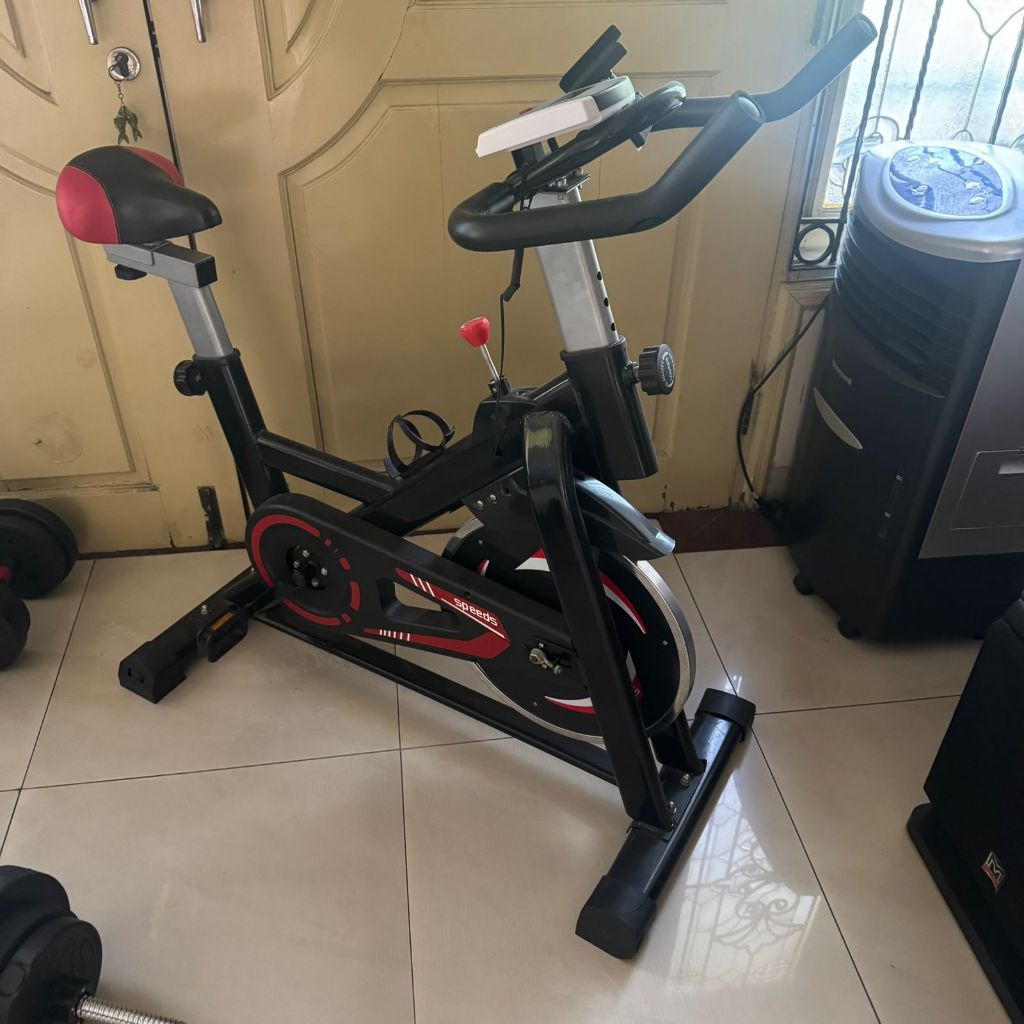 SPEEDS Sport Spinning Bike Sepeda Statis Alat Olahraga Gym Fitness Sepeda Elliptical Speed 042-709 B