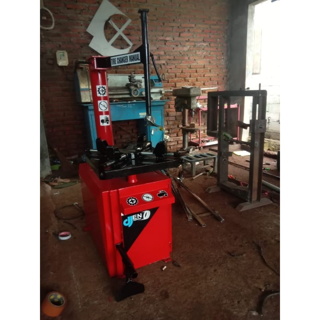 tire changer manual/ alat buka ban tubles